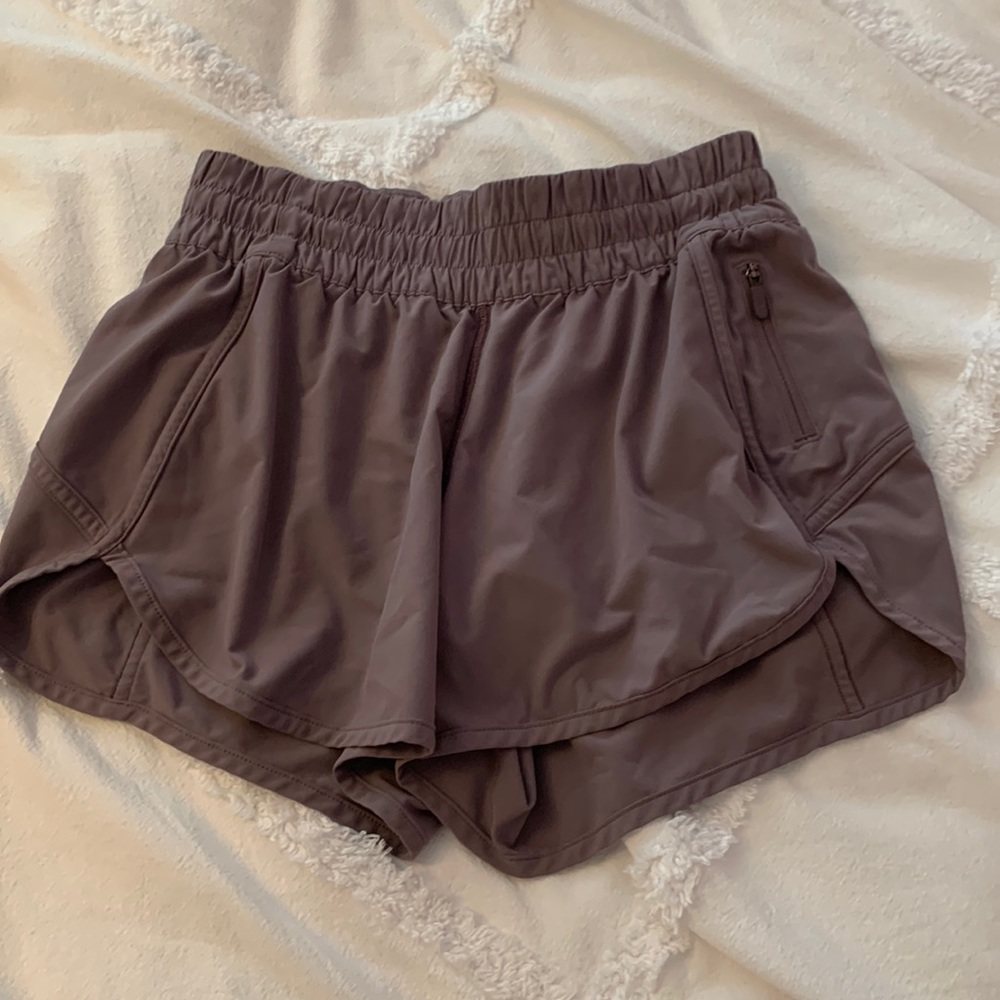 Lululemon track that shorts size 6